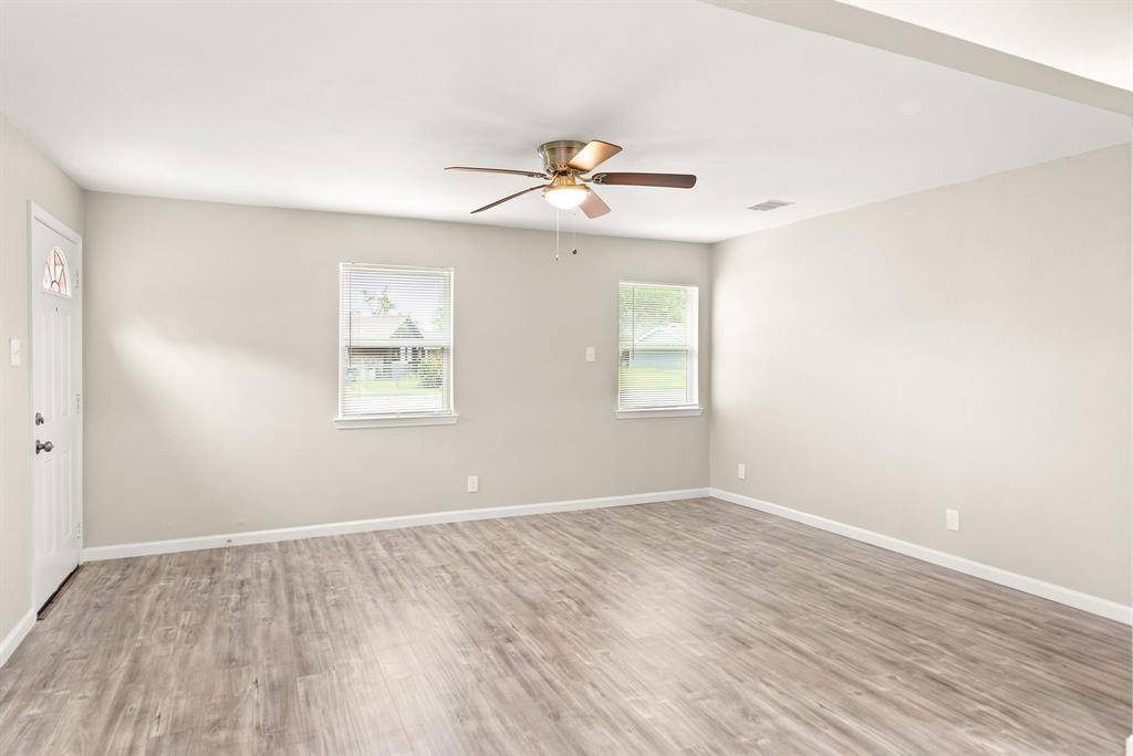 Lake Jackson, TX 77566,139 Holly ST