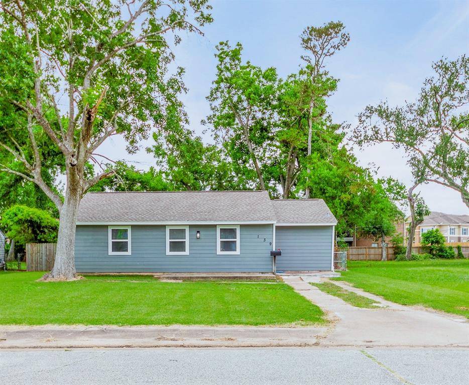 Lake Jackson, TX 77566,139 Holly ST