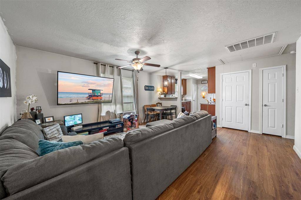Houston, TX 77028,8802 Shady Vista LN