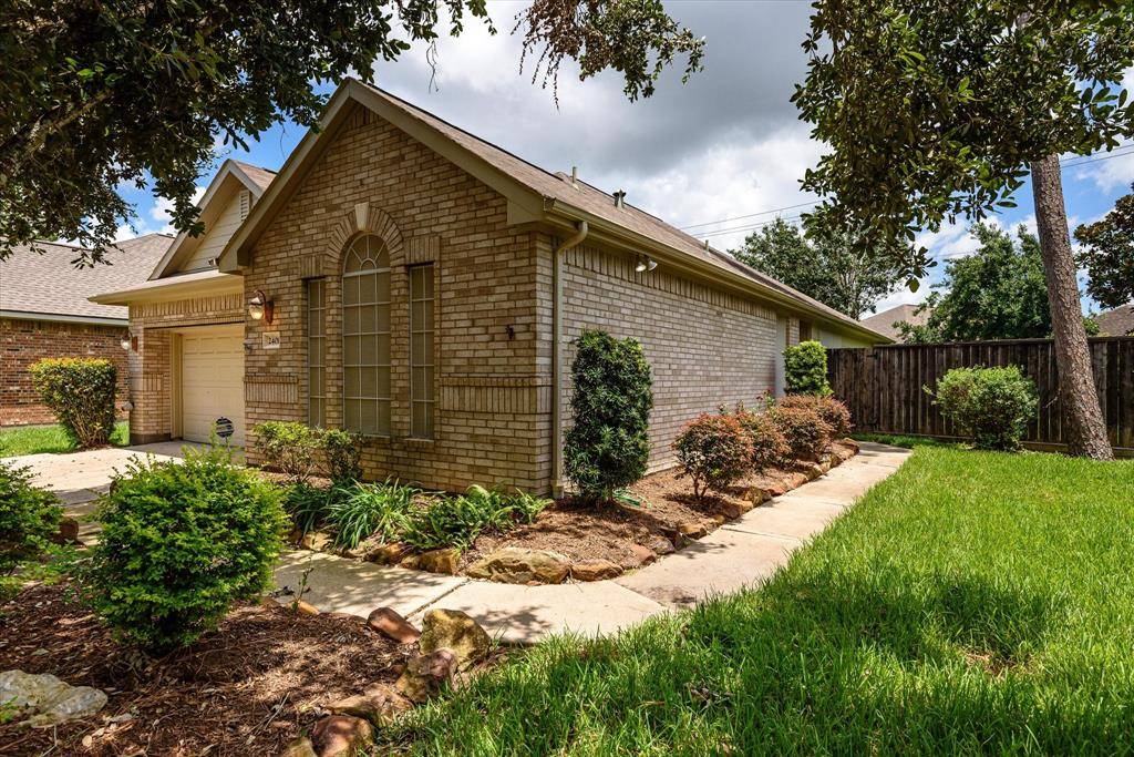 Pearland, TX 77581,2401 Ameno DR