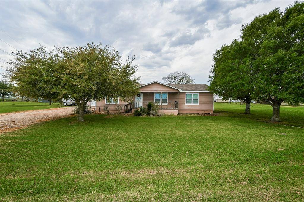 El Campo, TX 77437,2499 County Road 356