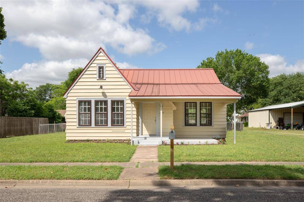 La Grange, TX 78945,430 S Franklin ST