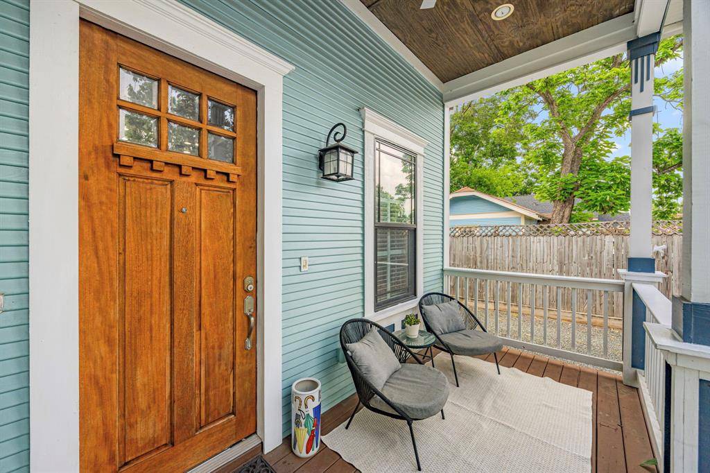 Houston, TX 77009,907 Walton ST