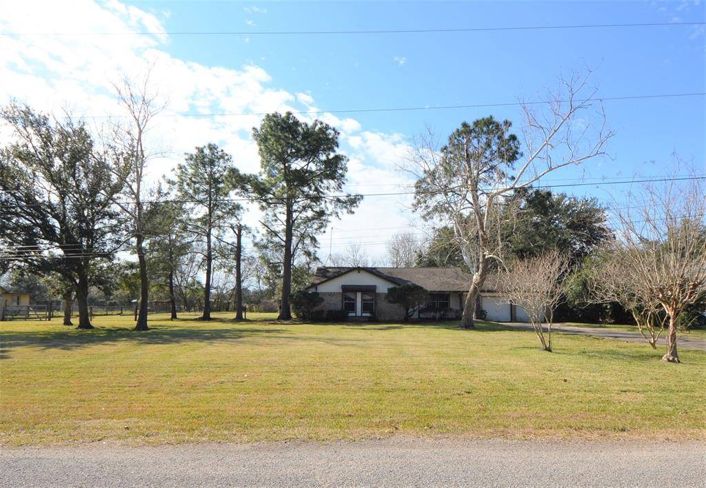 Alvin, TX 77511,1695 County Road 965