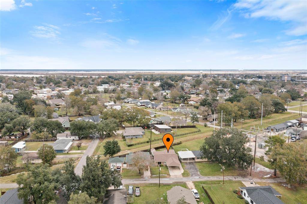 Port Neches, TX 77651,1306 Welch ST