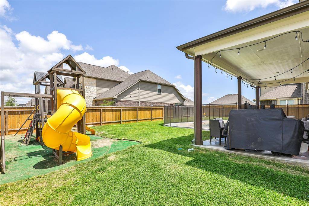 Mont Belvieu, TX 77535,13614 Dogwood CIR