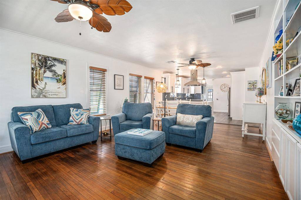 Galveston, TX 77551,1406 Bowie DR