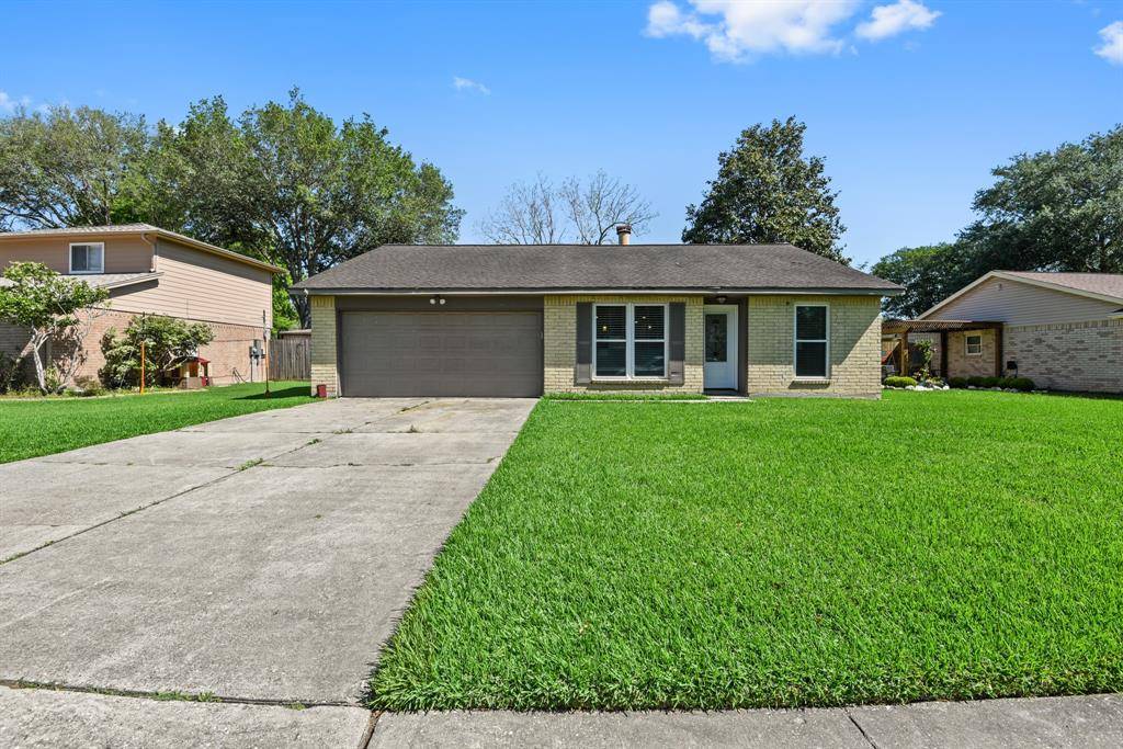 League City, TX 77573,5816 Misty Meadow ST