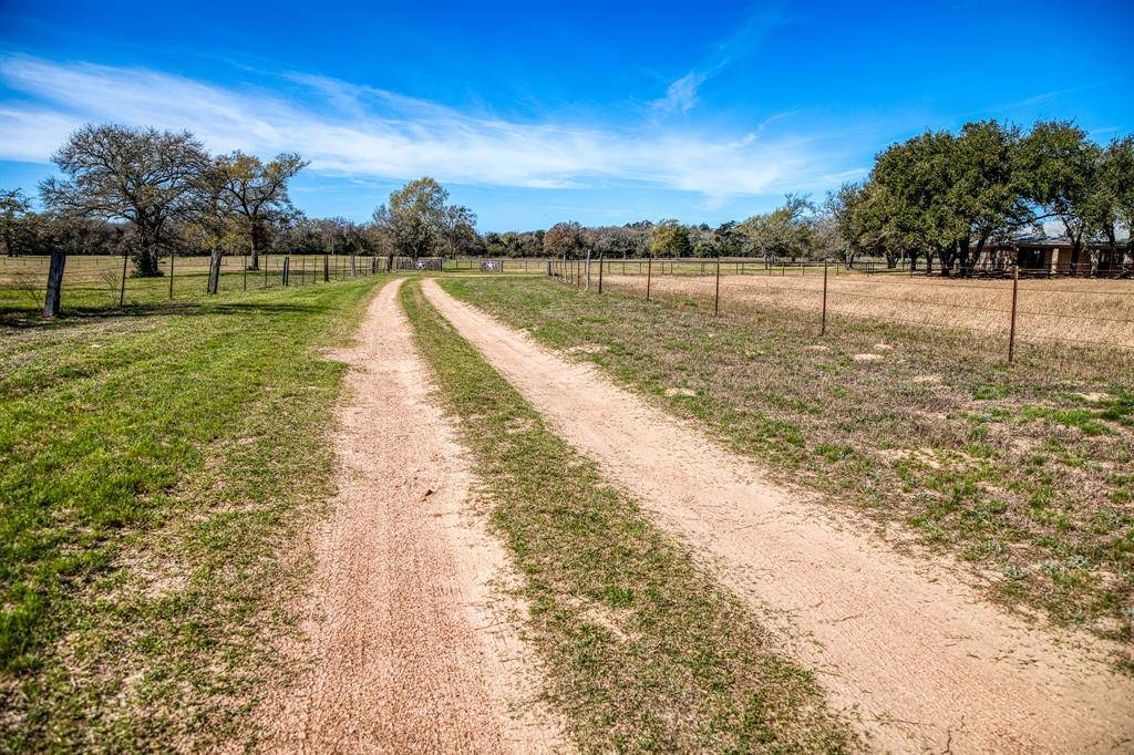 Caldwell, TX 77836,787 Private Road 1007