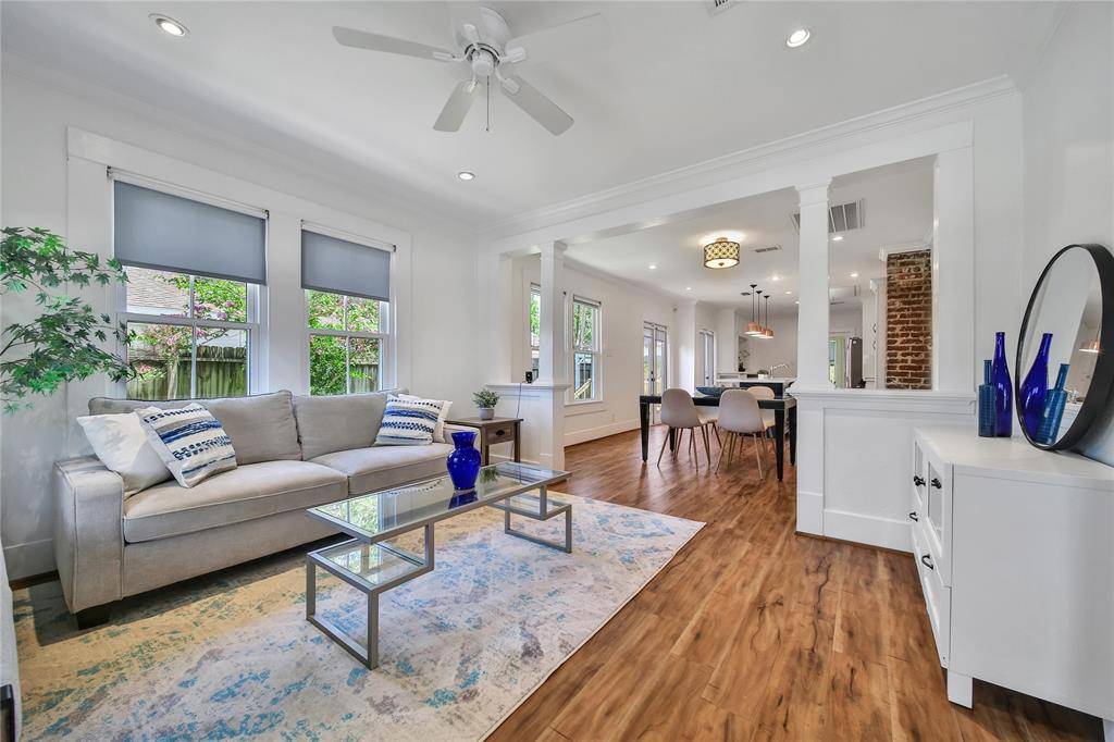Houston, TX 77008,724 E 21st ST