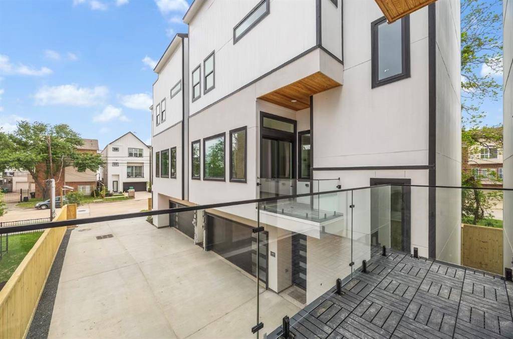 Houston, TX 77004,3409 Hutchins ST