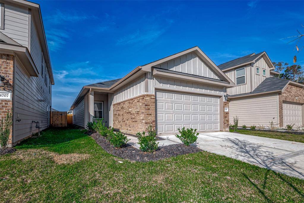 Huffman, TX 77336,218 Emerald Thicket LN