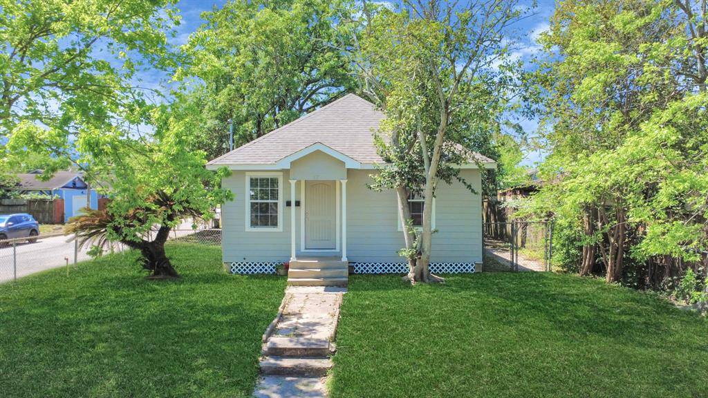 Baytown, TX 77520,17 E Lobit ST