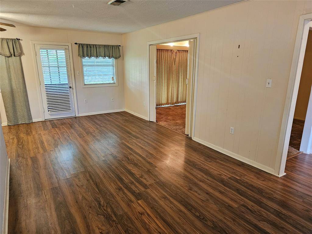Deer Park, TX 77536,821 Mark ST
