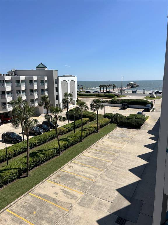 Galveston, TX 77551,6102 Seawall BLVD #375