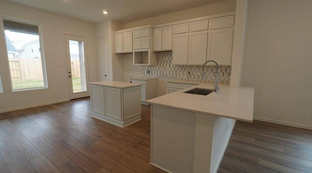 Todd Mission, TX 77363,2208 Vargas ST