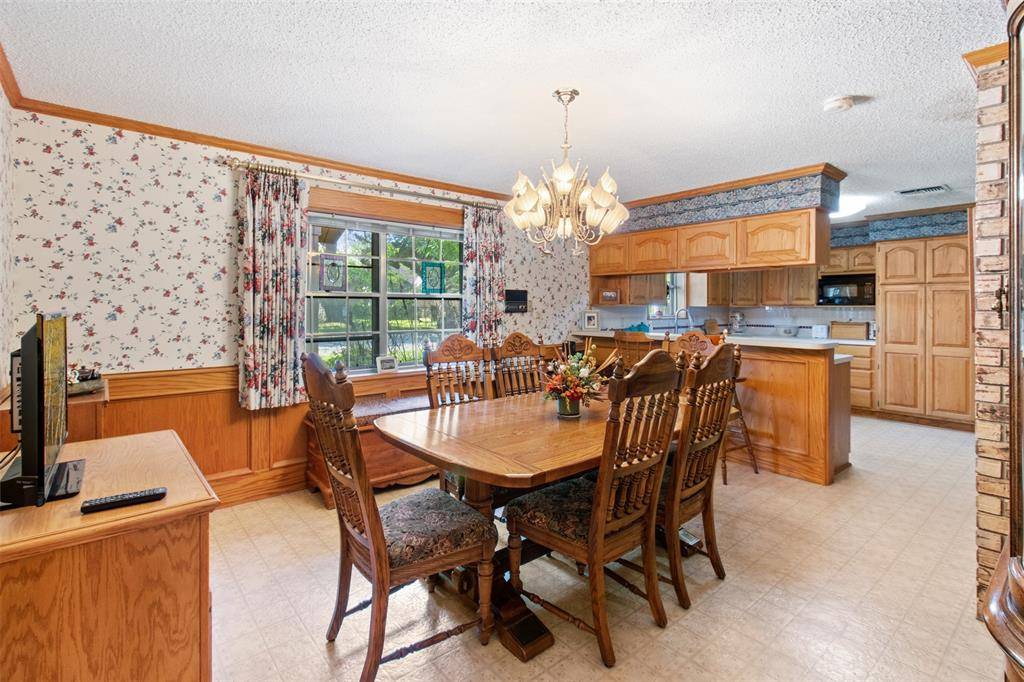 La Grange, TX 78945,234 W Pecan ST