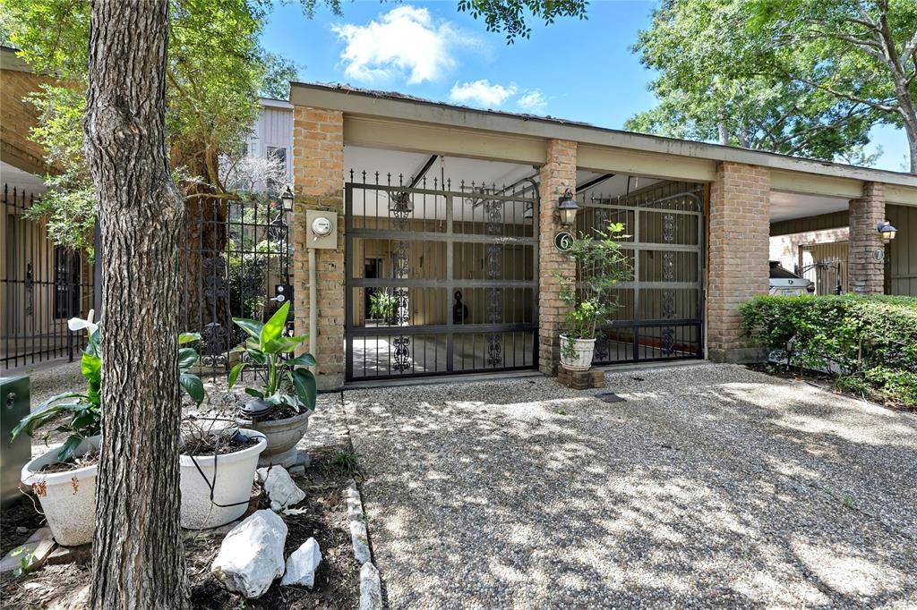 Houston, TX 77063,9400 Doliver DR #6