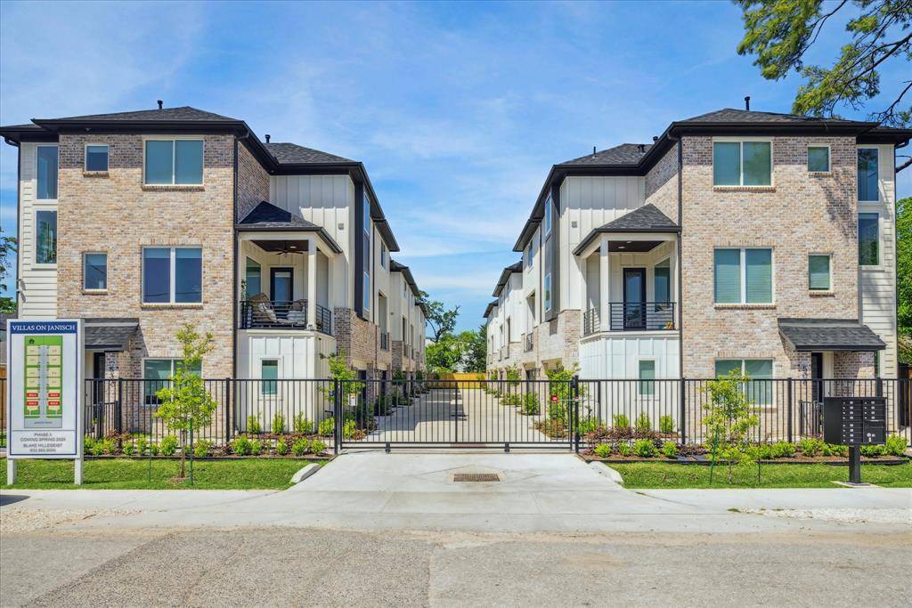 Houston, TX 77018,524 Janisch Road
