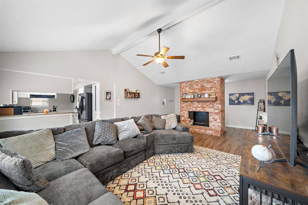 League City, TX 77573,218 Englewood DR