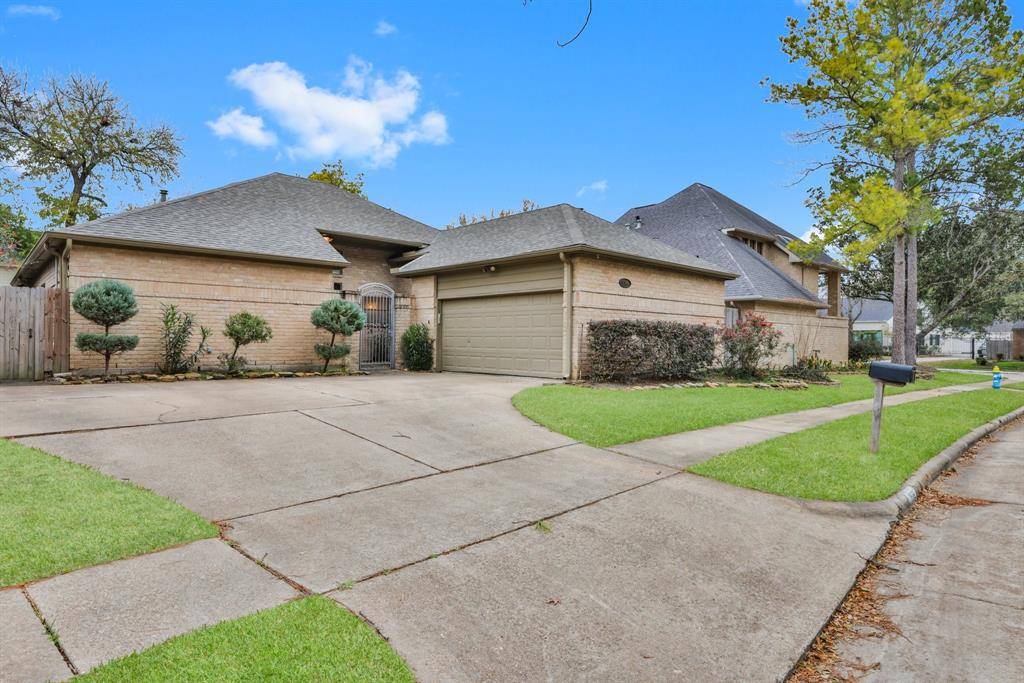 Houston, TX 77077,1306 Kent Oak DR