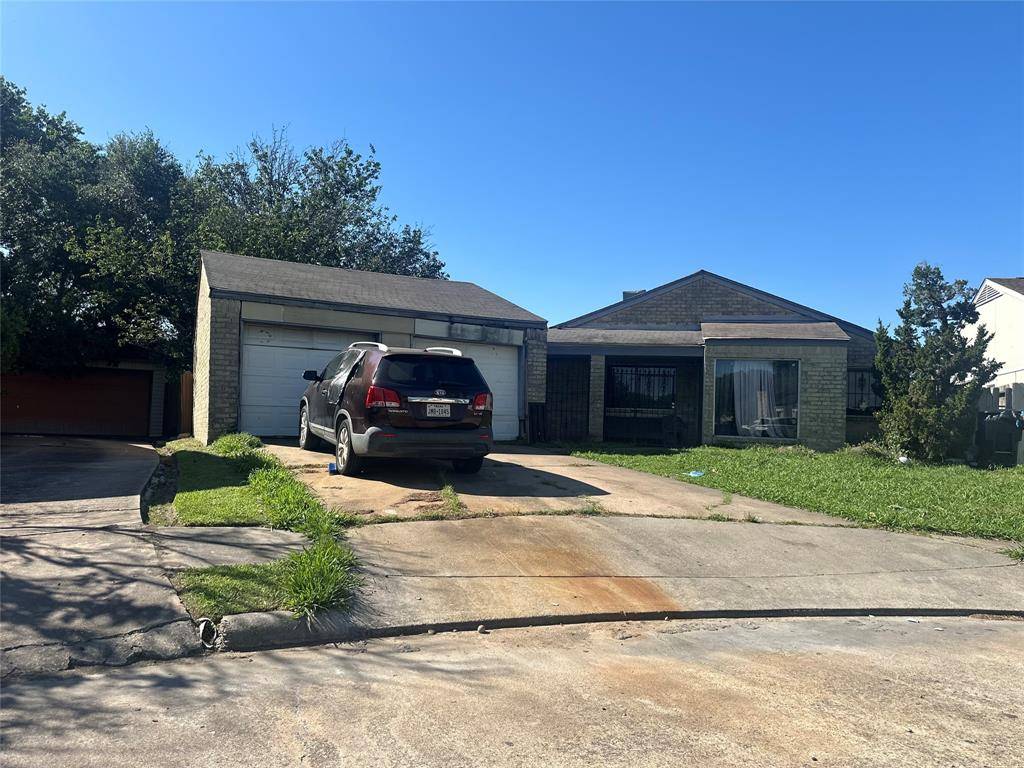 Houston, TX 77071,12306 Fairmeadow DR