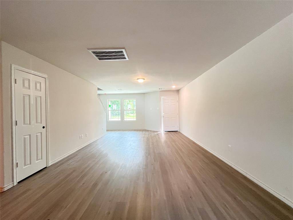 Sweeny, TX 77480,312 N Orange ST