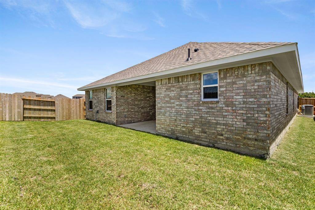 Dayton, TX 77525,2209 S POST OAK CIR