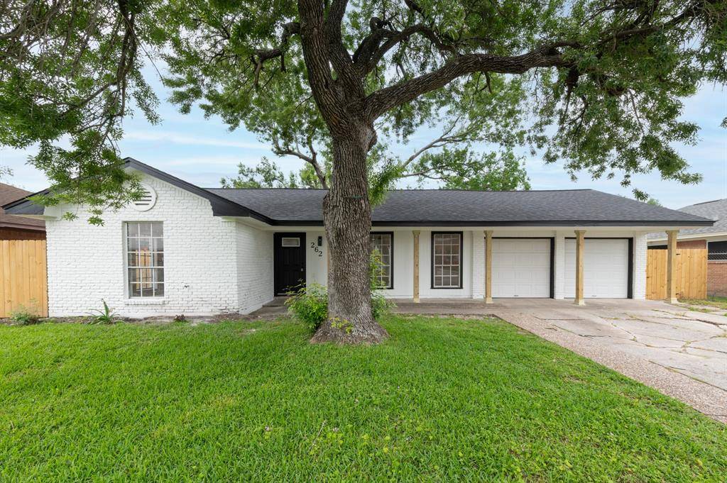 Houston, TX 77034,262 E Edgebrook DR