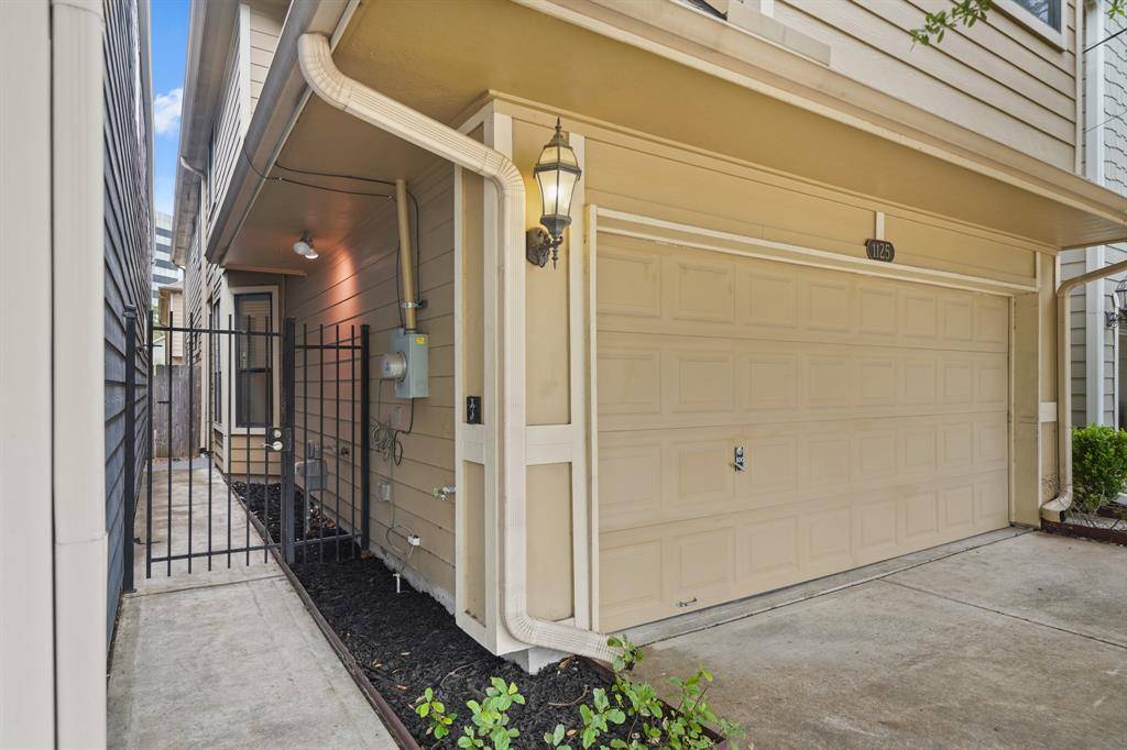 Houston, TX 77008,1125 W 26th ST