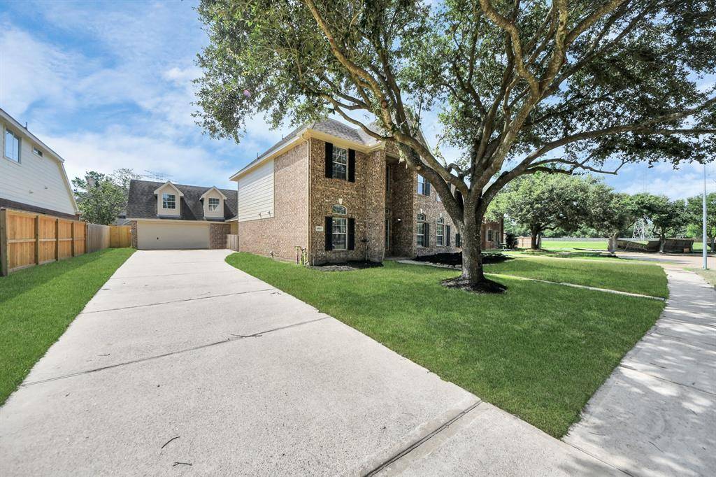Houston, TX 77095,9510 Cat Tail Spring CT