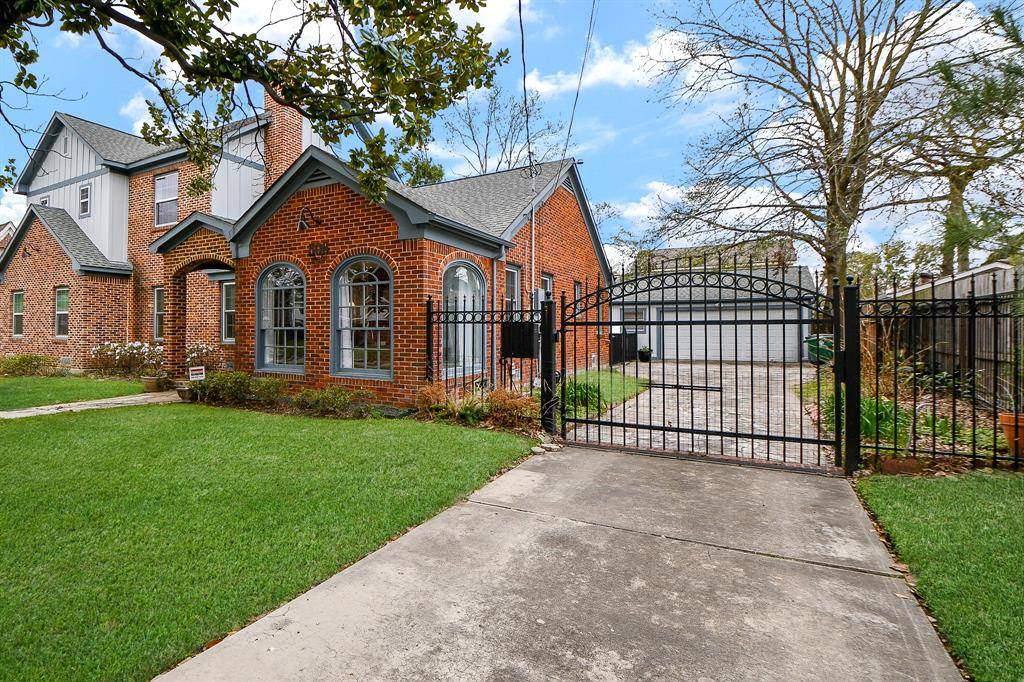 Houston, TX 77009,506 English ST