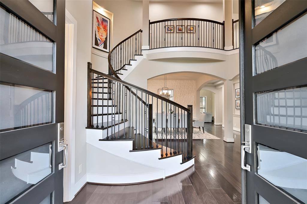 Houston, TX 77024,447 Faust LN
