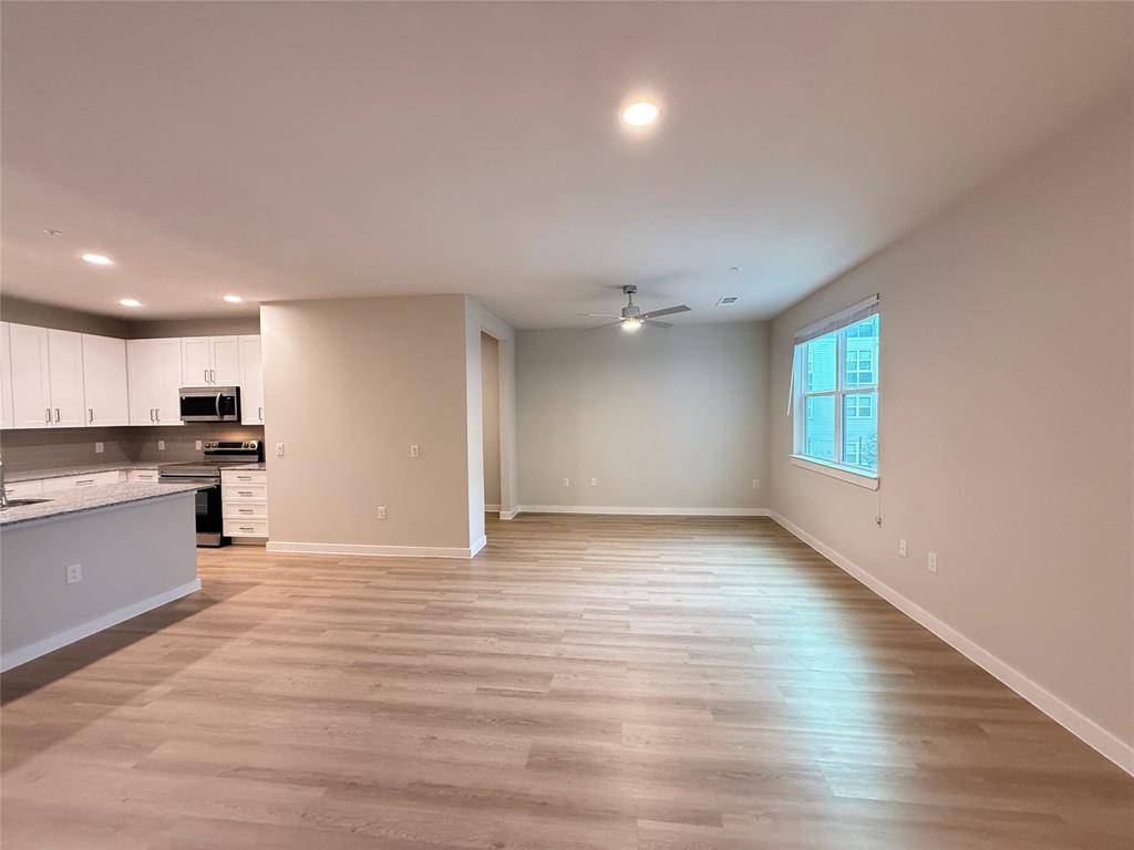 Houston, TX 77018,3409 Brinkman St #A7.227