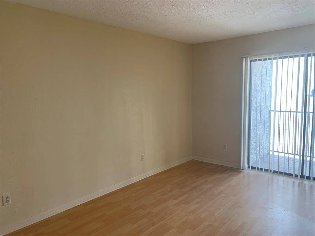 Houston, TX 77042,10075 Westpark DR #43