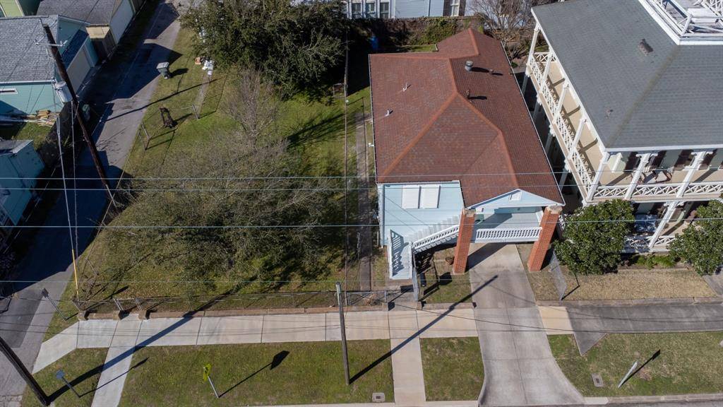 Galveston, TX 77550,705 12th ST