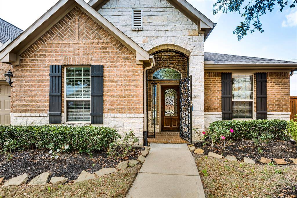 Cypress, TX 77433,17927 Creek Bluff LN