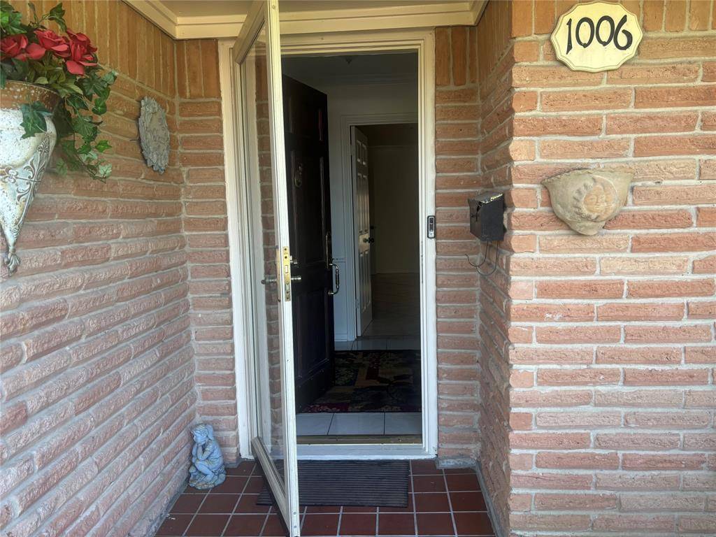 Houston, TX 77062,1006 Baymeadow DR