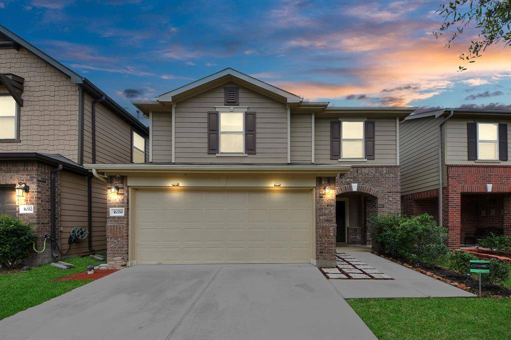 Houston, TX 77084,16350 Oakside Hollow LN