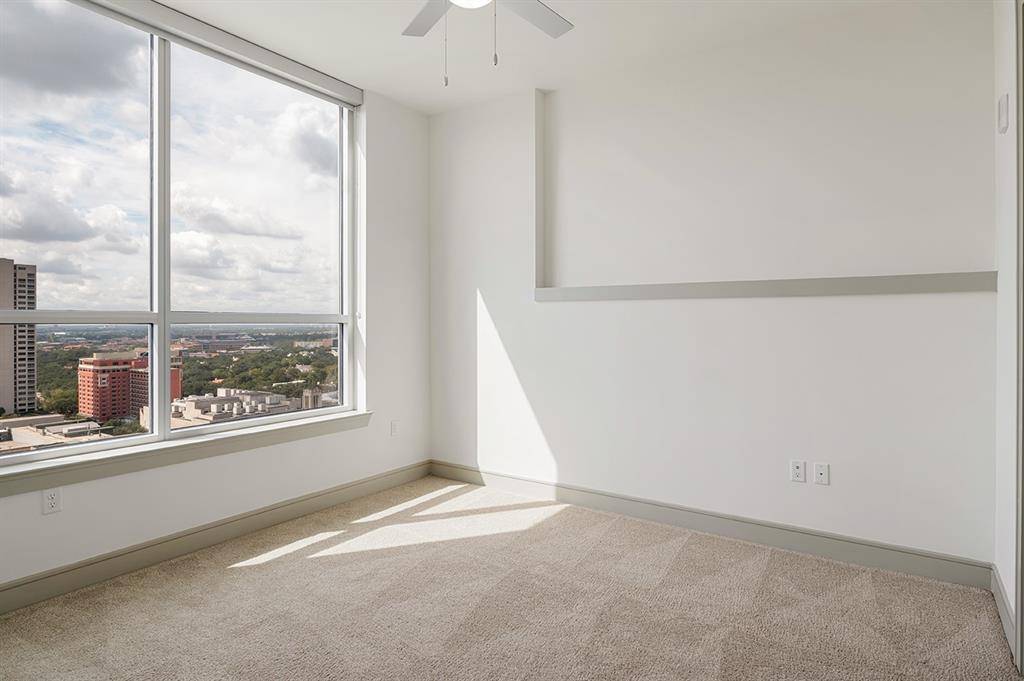 Houston, TX 77004,5280 Caroline St #1511