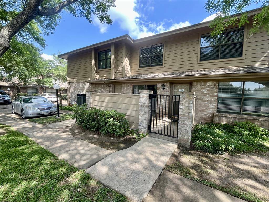 Sugar Land, TX 77479,2711 Grants Lake BLVD #203