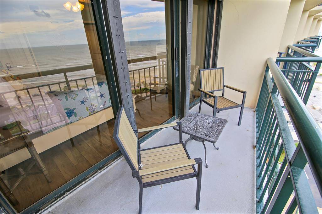 Galveston, TX 77551,5220 Seawall BLVD #1136A