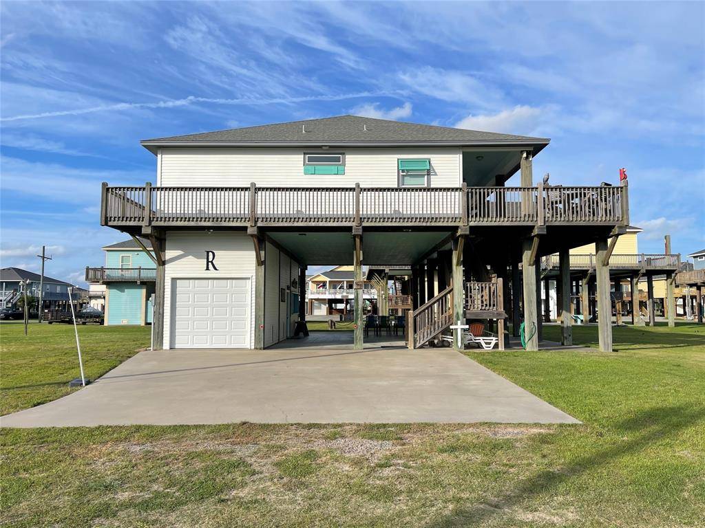 Crystal Beach, TX 77650,960 Albatross LN