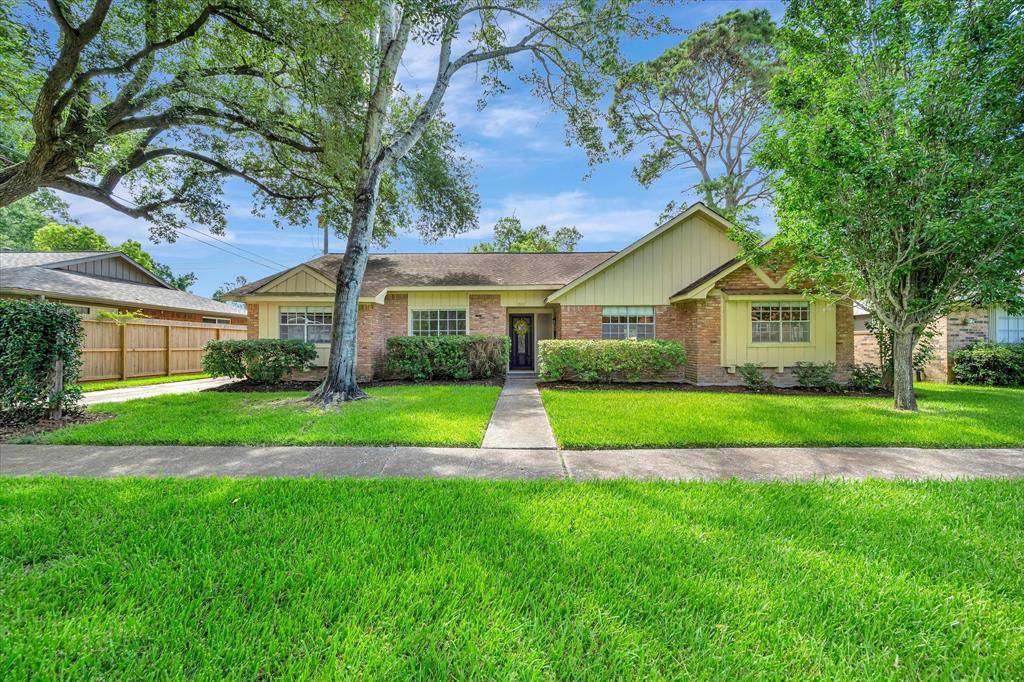 Seabrook, TX 77586,2113 Willow Dell DR