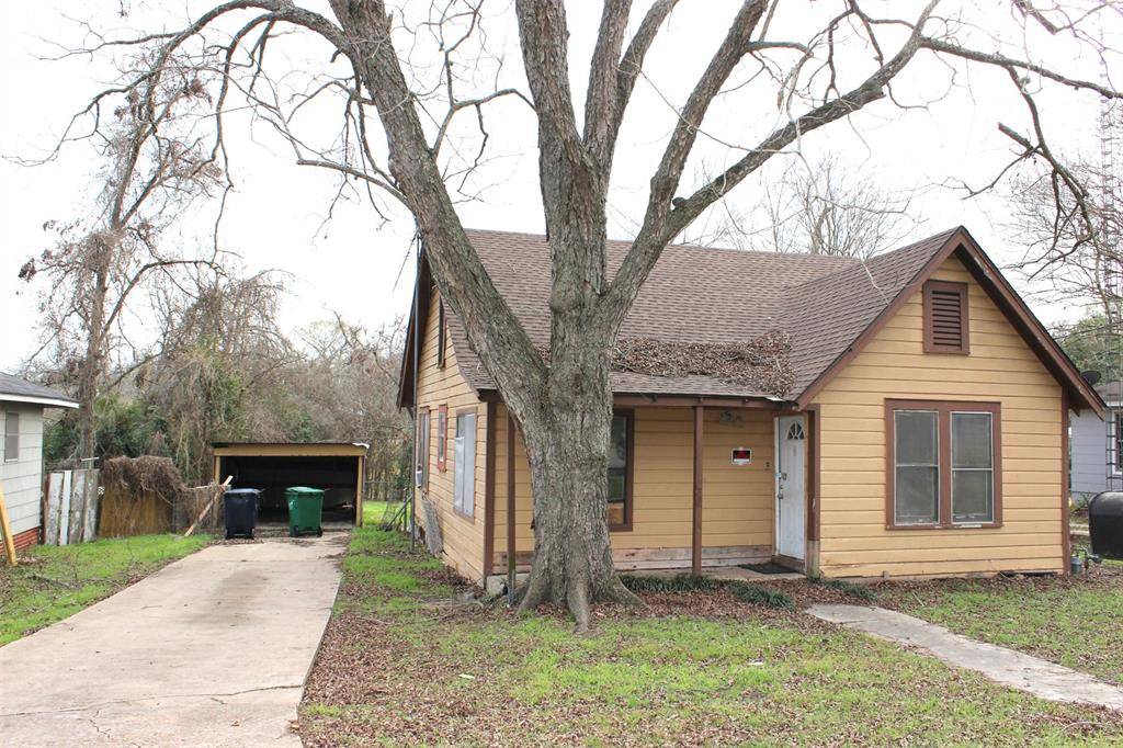 Brenham, TX 77833,1004 Barnhill ST