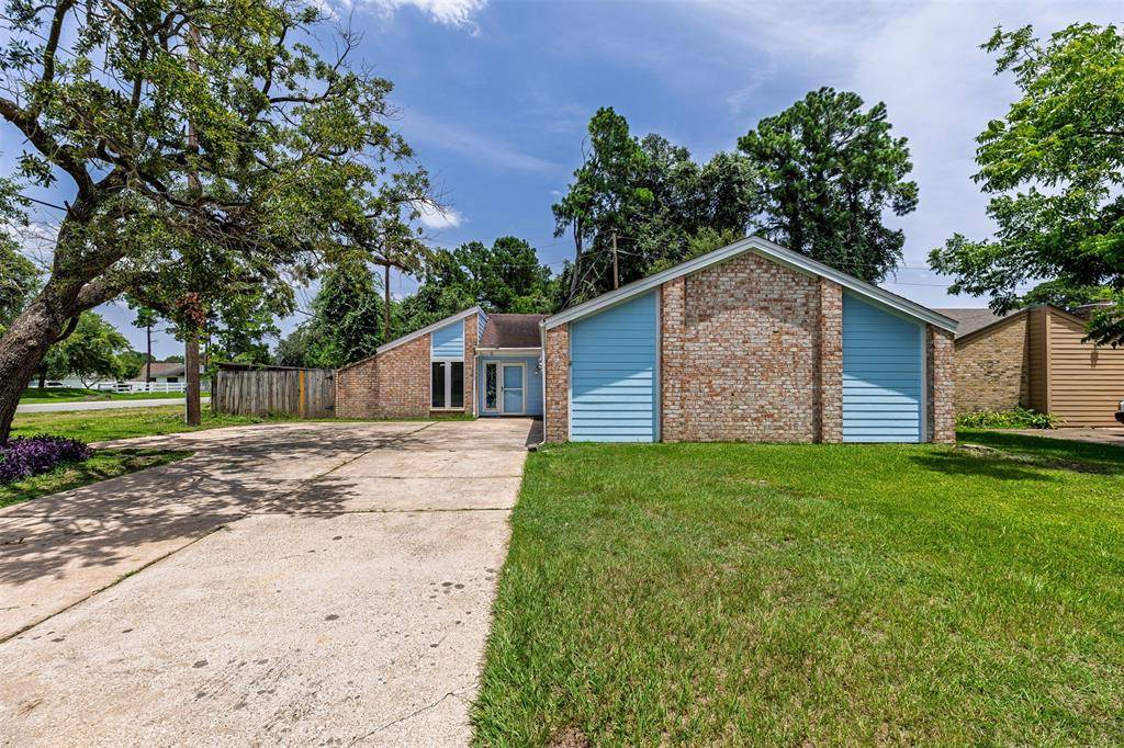 Houston, TX 77070,12126 Holly Stone DR