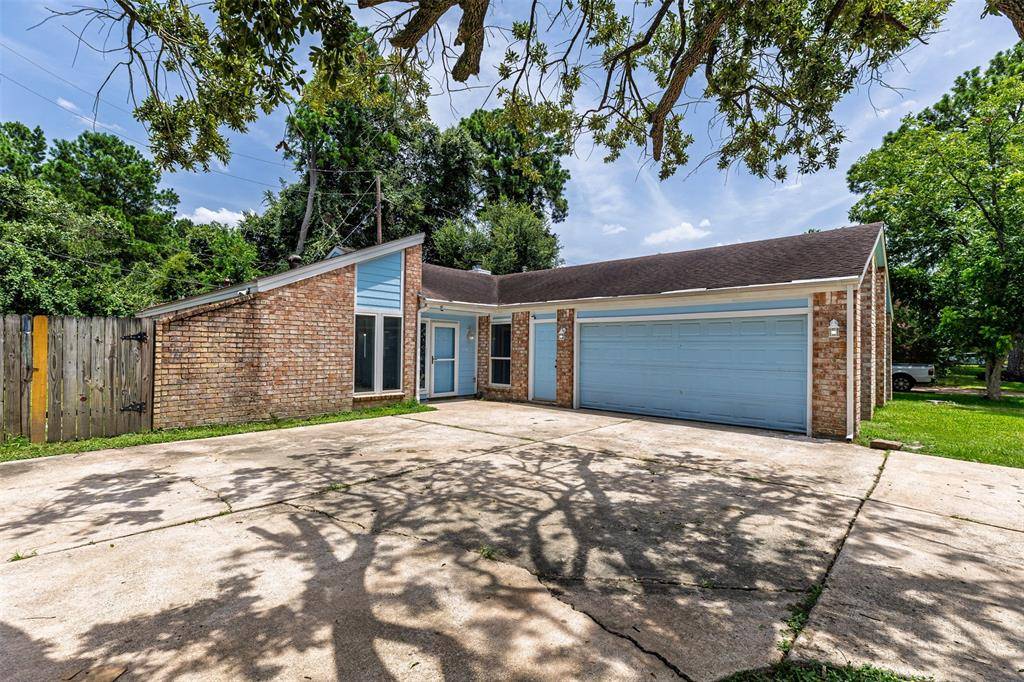 Houston, TX 77070,12126 Holly Stone DR