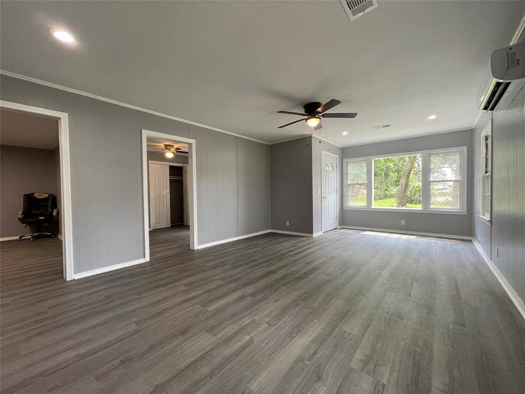 Clute, TX 77531,125 Mansfield