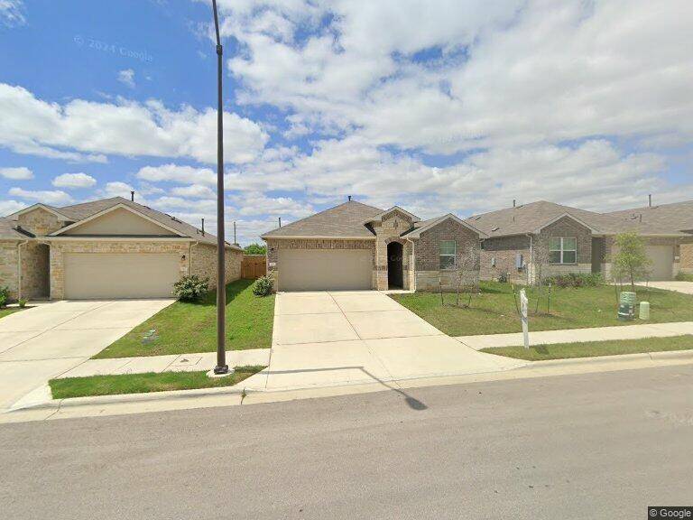 Georgetown, TX 78626,208 Charles TRL