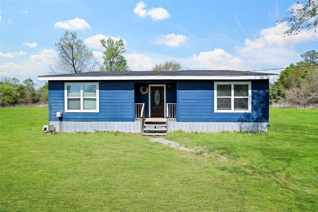 Bedias, TX 77831,4689 Oak Ridge